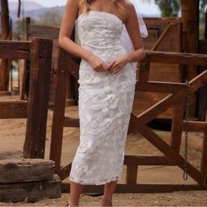 12th Tribe Leilani Strapless White Floral Dress Large